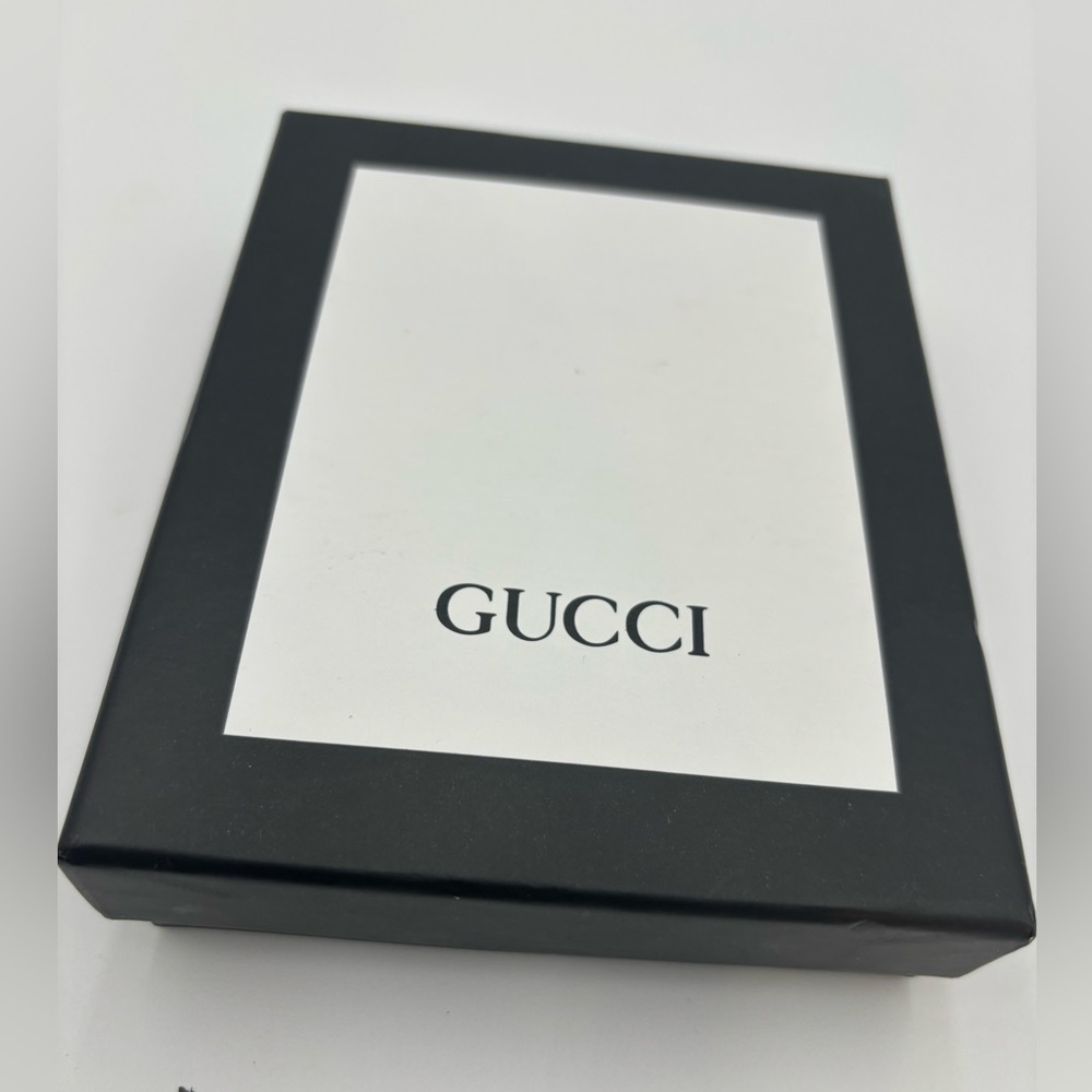 *SOLD* GUCCI Bifold Bee Print Canvas Leather Wallet, #451368 - Picture 13 of 16
